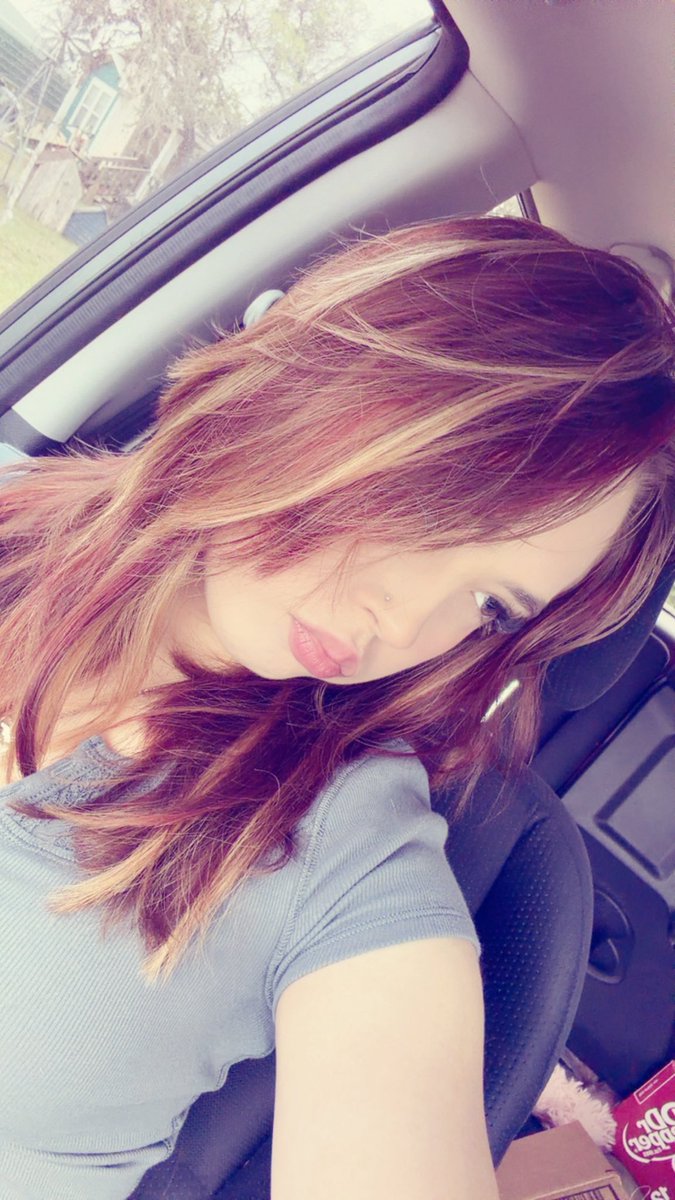 devotedtokenz's tweet photo. just want money (seller and in findom) can make it worth ur while 
#finsub #findom #findomcash #nsfwtwtًً #seller #buyers https://t.co/AedMxvPK0k