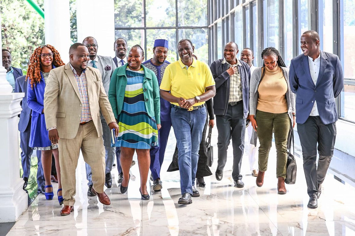 MiskellahMD's tweet photo. Dear @WilliamsRuto ,you have to do one FINAL RESHUFFLE of your govt!!You have too much DEAD WEIGHT and DISHONEST folks maquarading as your cabinet!Most of these folks are just waiting to dump you at your hour of need!You need to be ruthless on disloyalty and incompetence, otherwise mbele ni mawe!Most of your CSs and PSs are just looting as they stock up to vie for political seats and I feel sorry that your are not able to get competent advise.Apart from @ray_omollo , @HonAdenDuale  and @KindikiKithure ,I don't see any body genuinely out there having your back. ACT NOW OR CRY LATER because these conmen and women will sink your boat and watch you drown!!