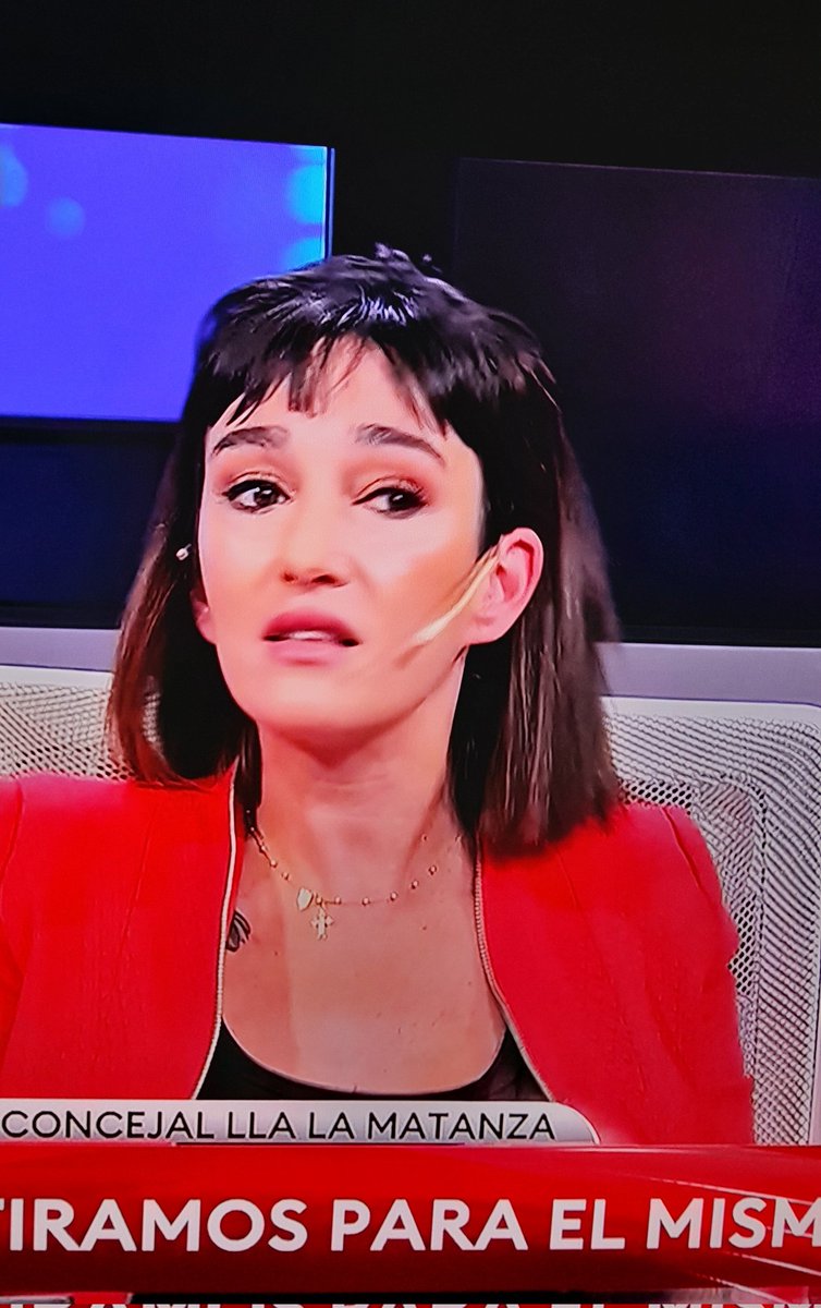 Laura 💙 🐱 #EraMacri tweet media