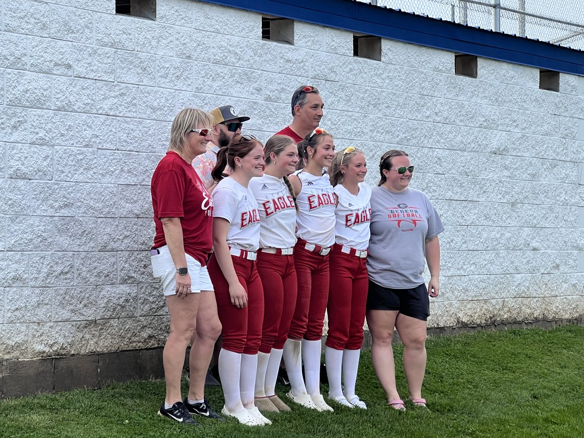 MJKingMEd's tweet photo. Ladies- tonight was not the ending we were hoping for, but I am absolutely impressed at the growth and tenacity that you have shown this season. @genevaschools1 @athleticsgeneva https://t.co/XqEPN0f5U9