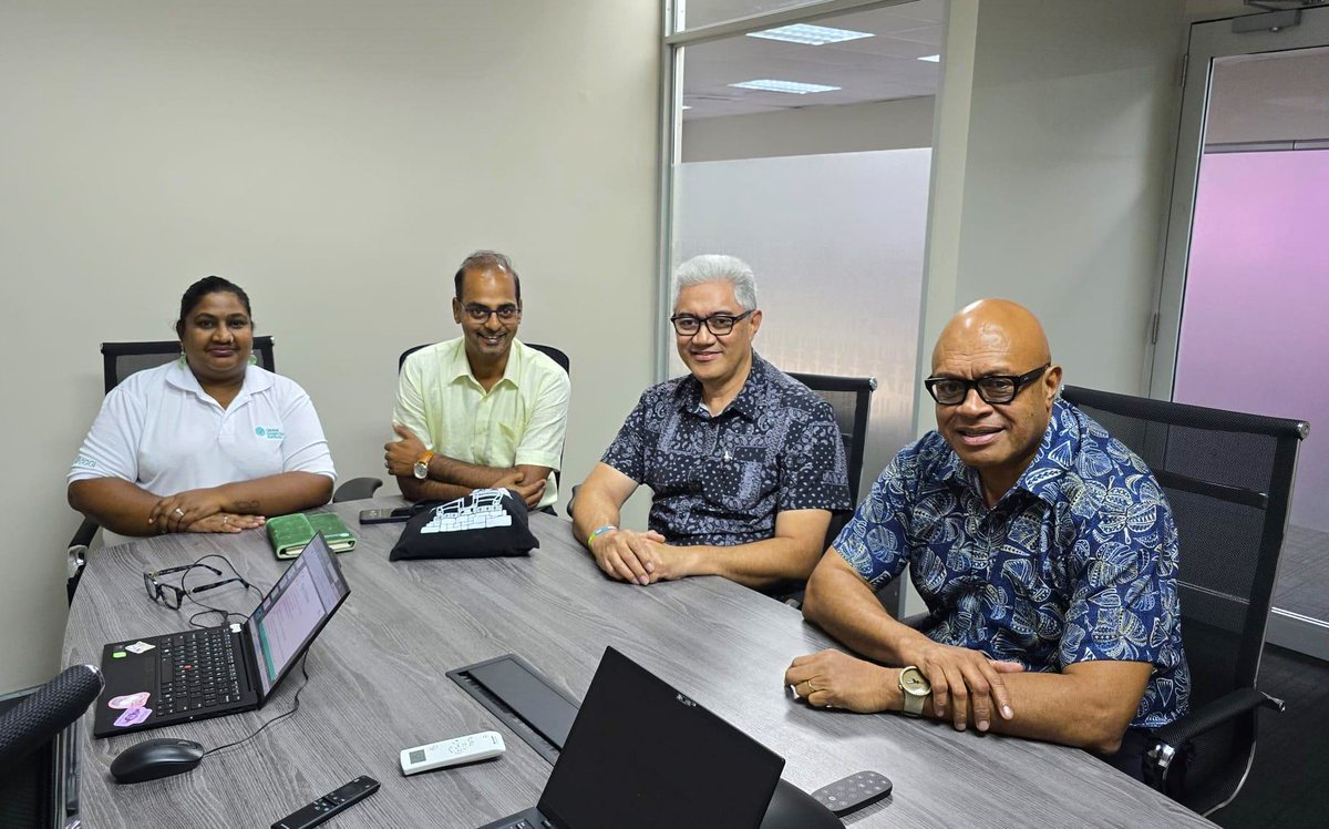 GGGIPacific's tweet photo. Dr Paula Vivili, Director-General of SPC, visited GGGI Pacific Regional Office in Suva for a high-level meeting with Saki Tuisolia and team. Strengthening partnership and collaboration for a more resilient and sustainable Pacific #GGGI #SPC #Pacific #ClimateAction #GreenGrowth https://t.co/iQuNr2Km7v
