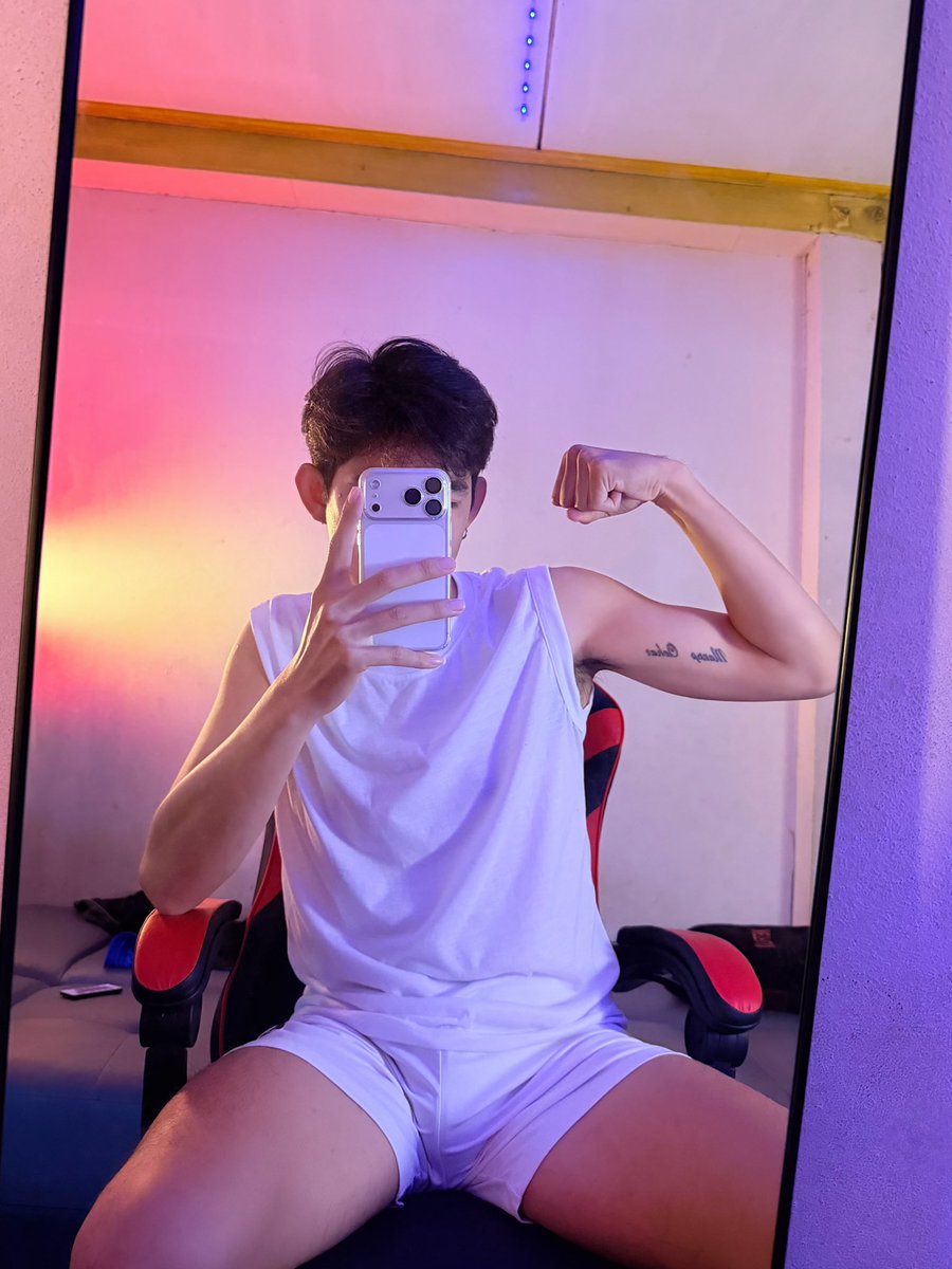 chxlxsh - ชลัช tweet media