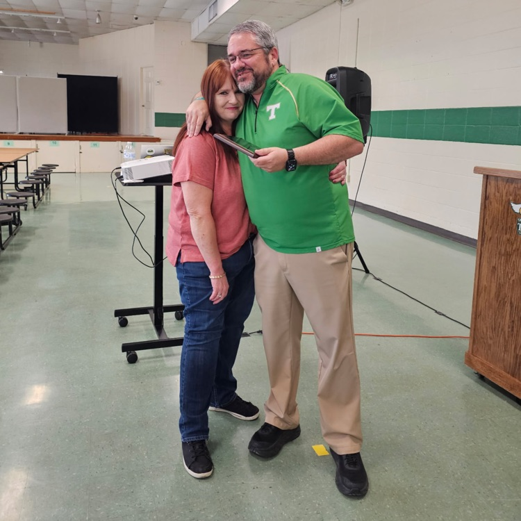 gctjrhigh's tweet photo. Congrats to Mrs Hodge - 2025-26 GCTJHS Teacher of the Year! https://t.co/C8X5gRzMpg