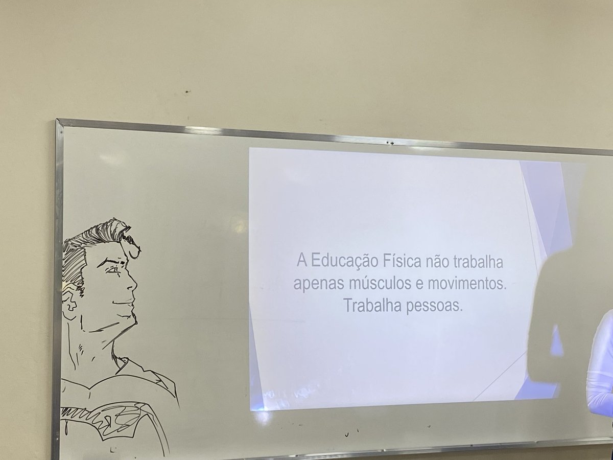 legião de cases tweet media