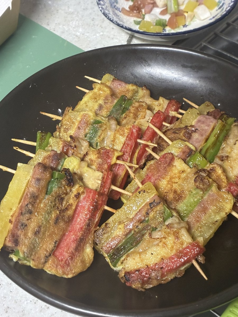 윤 tweet media