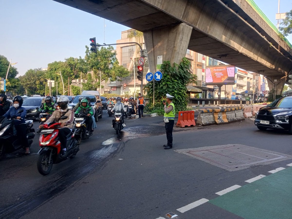 TMC Polda Metro Jaya tweet media