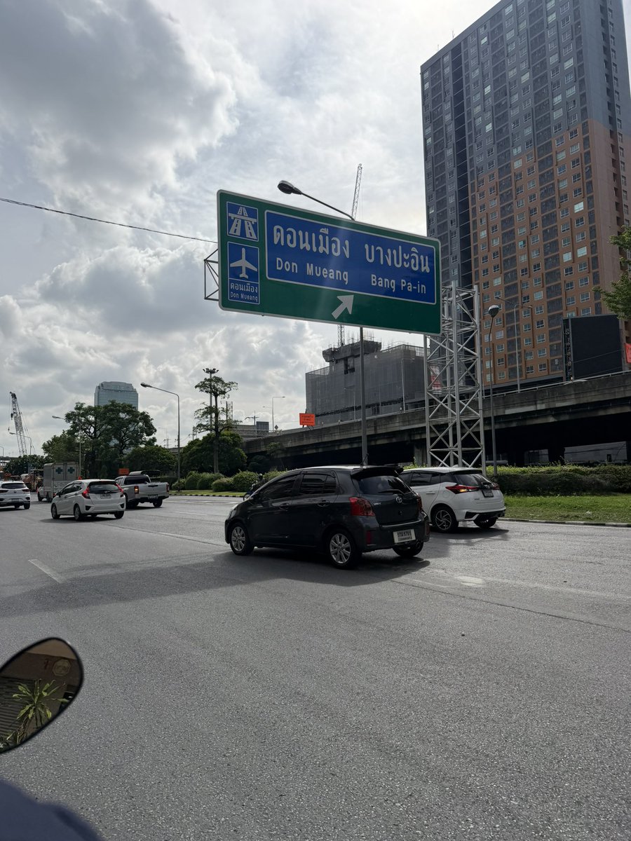 xexe348's tweet photo. 🛵🛵🛵 https://t.co/qIjLsewK0w