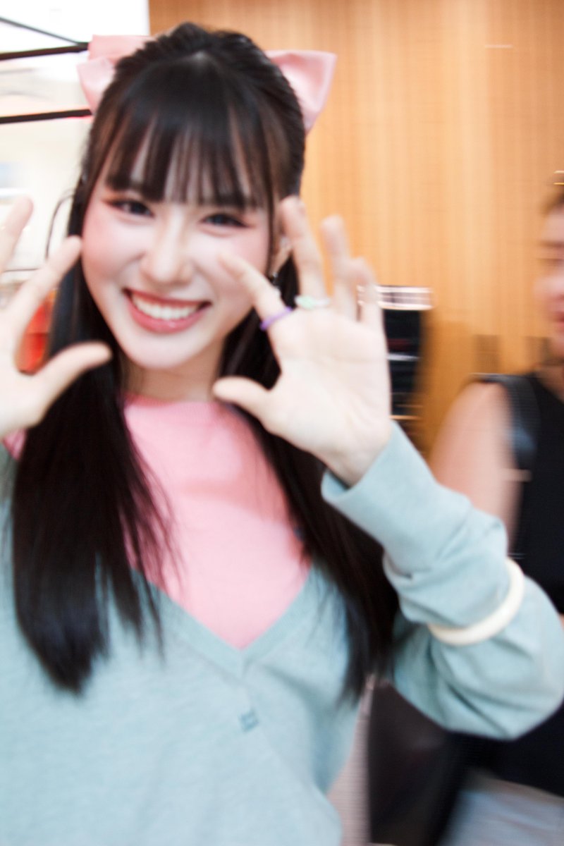 einstyle's tweet photo. รูปไม่ชัด แต่รู้สึกได้ว่า...ชัดเจน
#Pimyawong #Pimya_Kiismet #Kiismet https://t.co/07rxTJV7pt