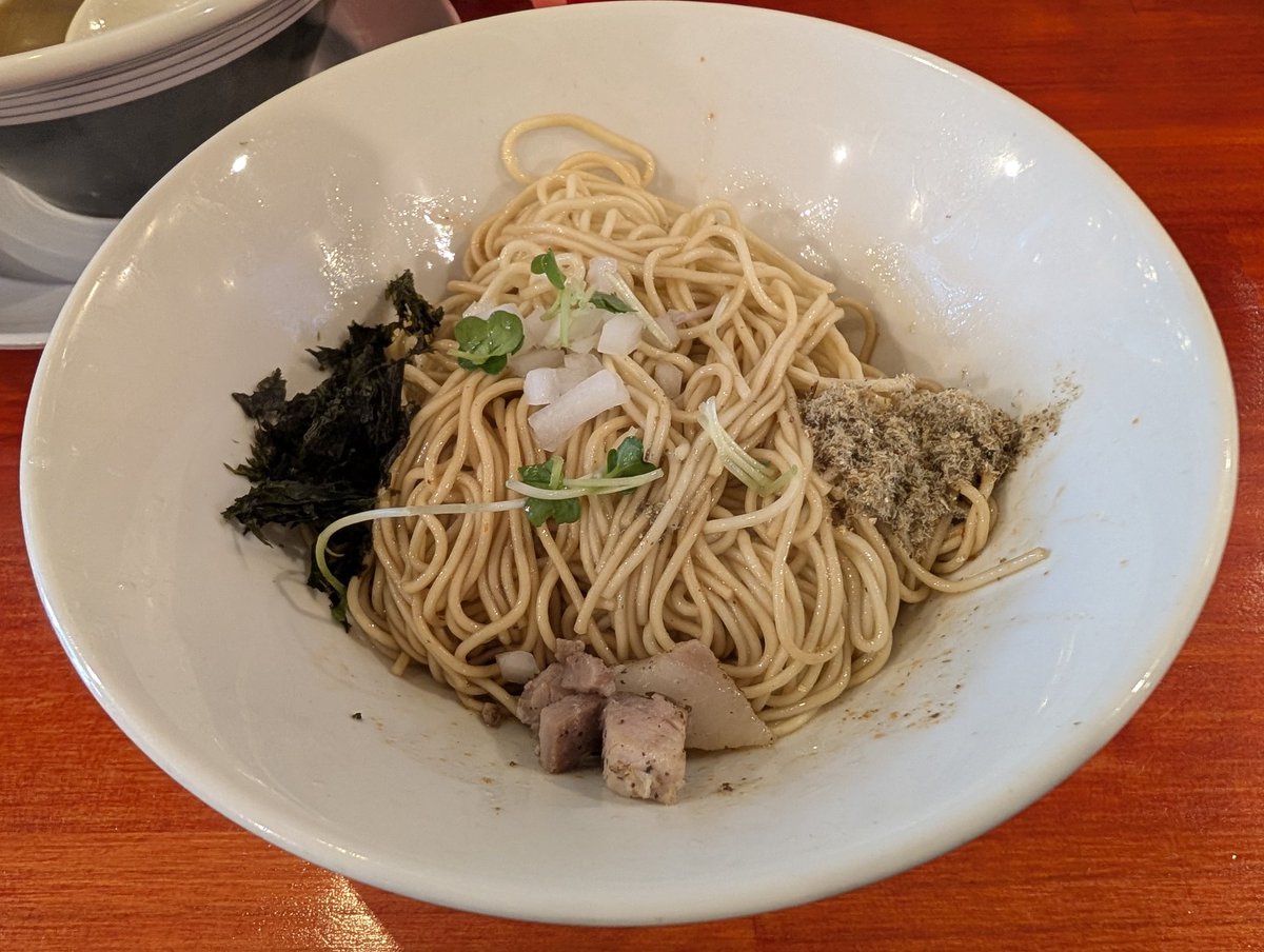 bimeitonn's tweet photo. 味玉＊煮干醤油ソバ
1,000円 ★★★★☆☆
和え玉煮干し
250円 ★★★☆☆☆

#らーめんコットンポット #水戸市 https://t.co/y3Uff1PxgX