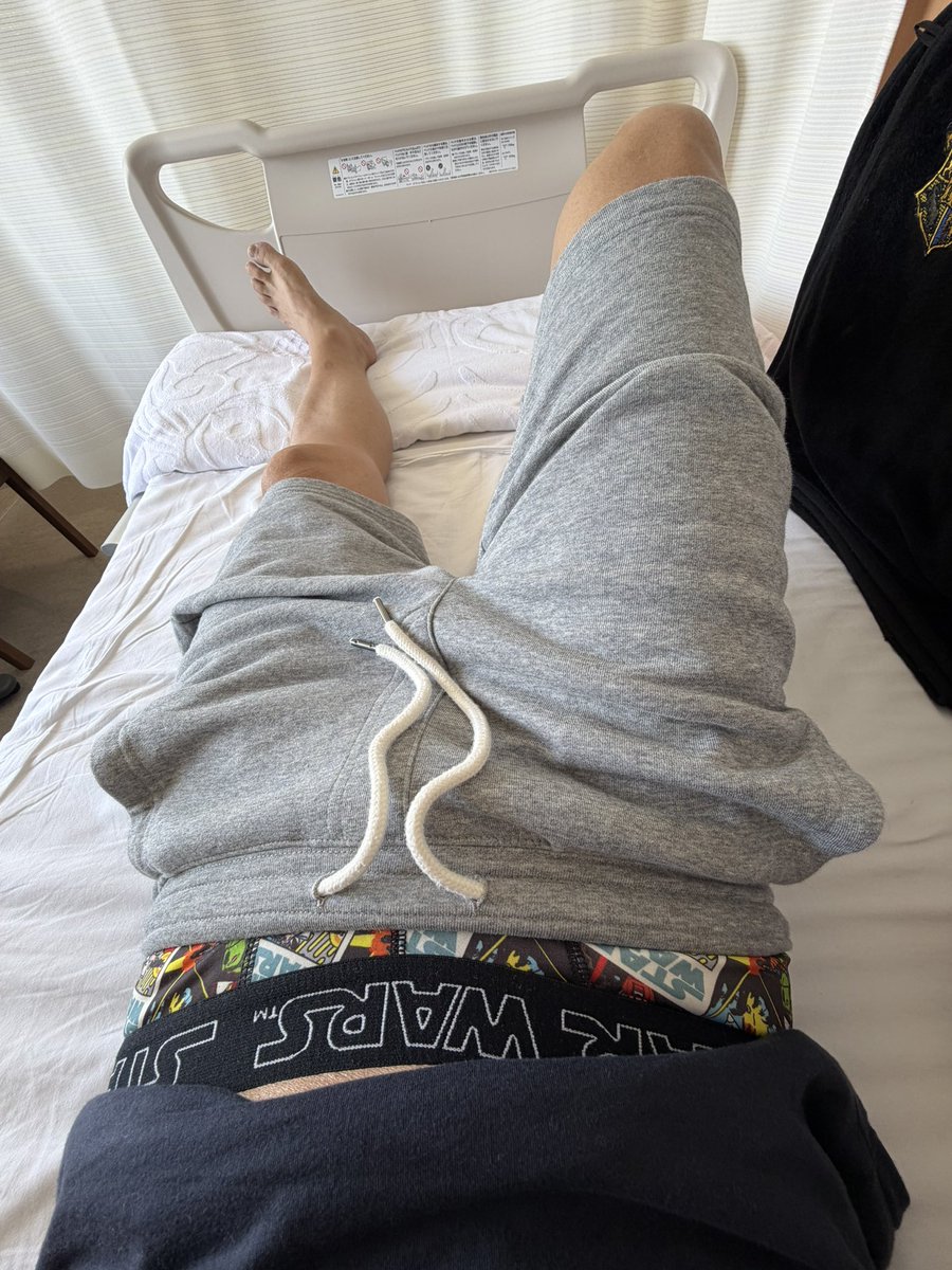 body_bench's tweet photo. おはようございます🌞
明日は手術だから
術前説明とか色々あって朝から大変😅 https://t.co/QSC6mKvGiM