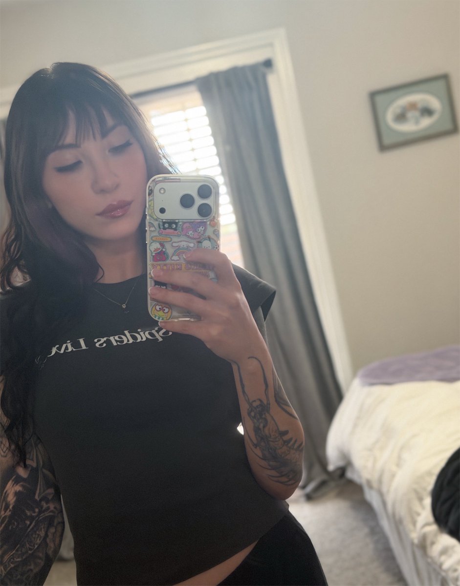 Charlotte tweet media