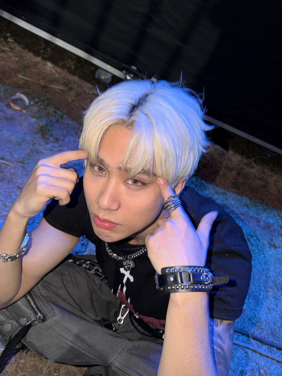 Rhemcoronel's tweet photo. Ssob @JoshCullen_s  snowball di natin sila bati. Basta ako love na love kita at ng mga BBQs at ng ATIN 🥰🥰🥰 
#sb19_josh #sb19_joshcullen https://t.co/wzSxRNnESb