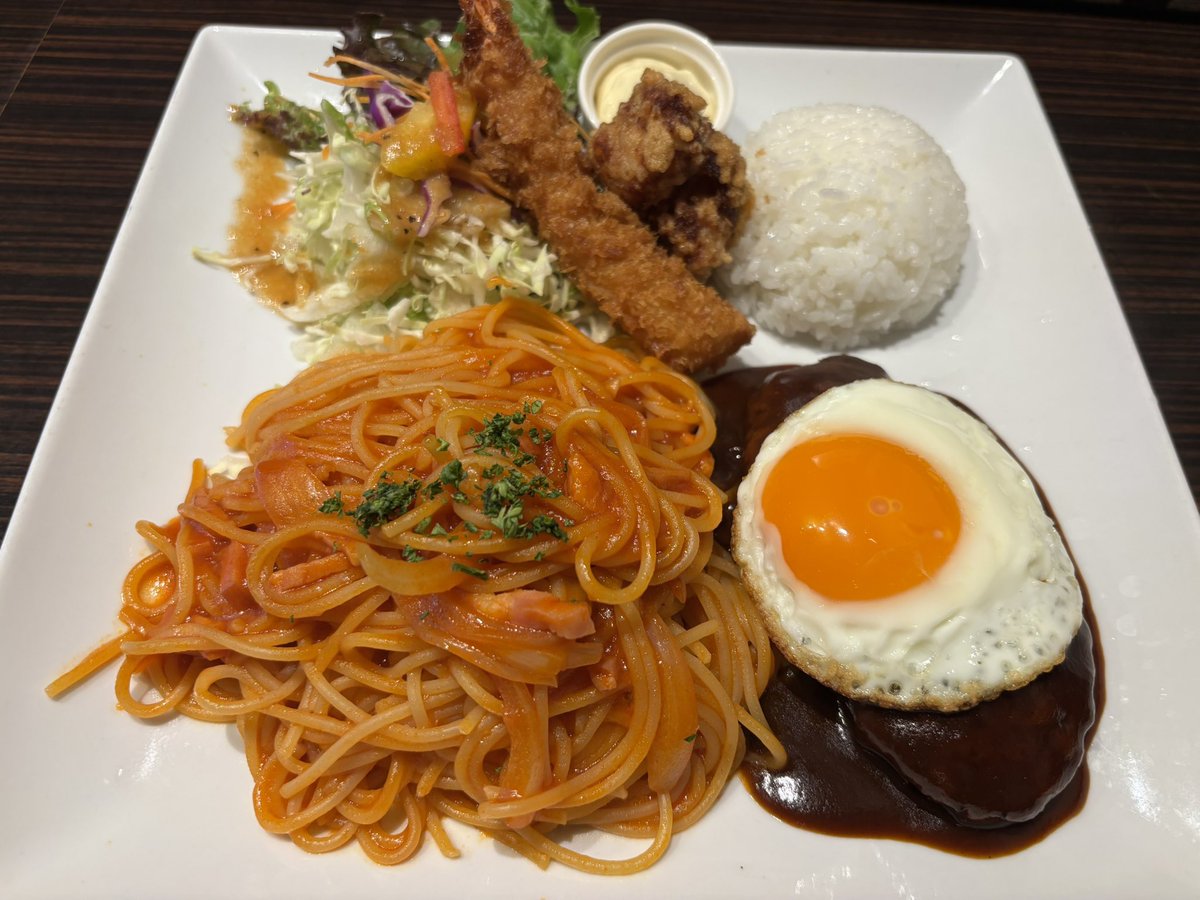RN とりもち tweet media