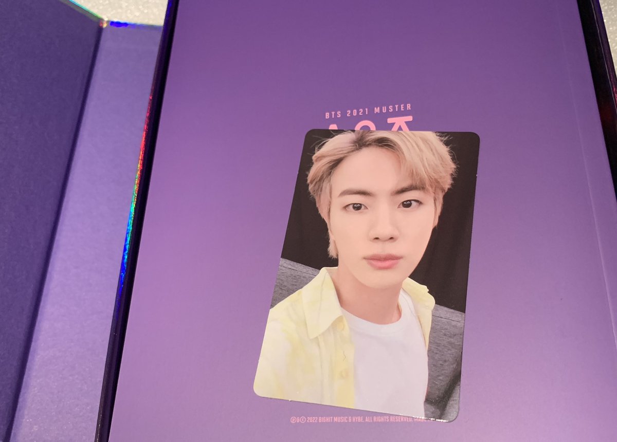 mdandgoods's tweet photo. 방탄소년단 석진 소우주 블루레이 + 디아이콘 포카 5장
블루레이는 포카 포함하고 구성품 전부 들어있어요

일괄 운미포 6.0

석진 진 방탄 머스터 온콘 소우주 블레 포카 디비디 딥디 BLURAY 팔아요 양도 풀박 bts 팬미팅 포토카드 https://t.co/bKW5GGcBb7