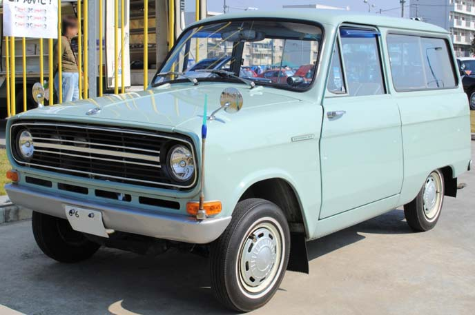 cobby_jp's tweet photo. 三菱360（1961〜1972）
三菱初の四輪商用車。オート三輪「みずしま」や「レオ」で蓄積した技術を活かして開発され、軽ライトバンとして商業的な成功を収めた。後に初代ミニカのベースとなり、三菱軽自動車の礎を築いたモデルでもある。COBBY https://t.co/VO0wlDgHEg
