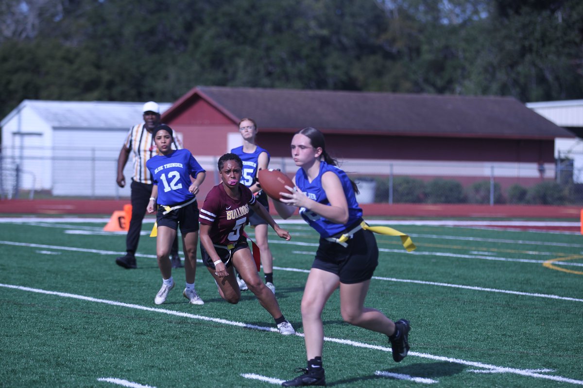 FHS7v7AFlag tweet media