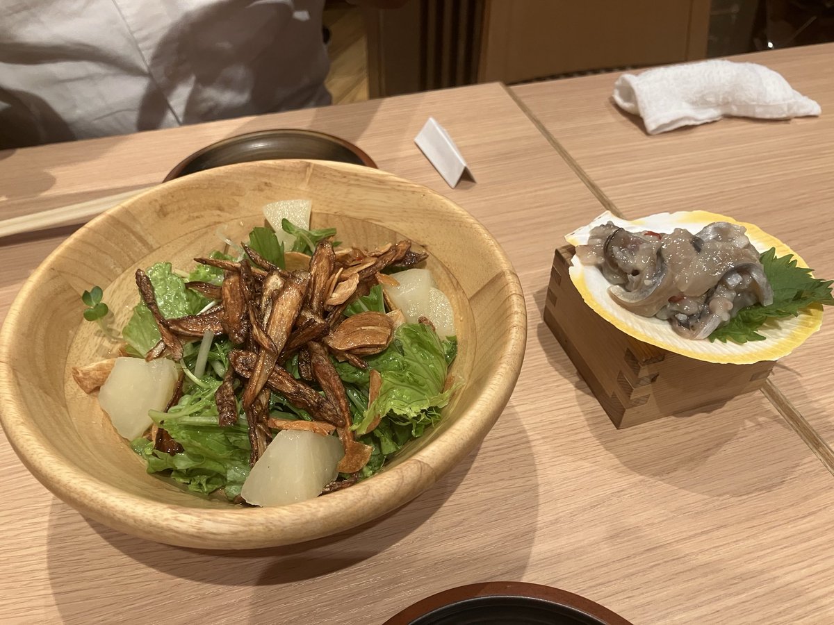 THseit2008's tweet photo. 昨日は彼氏と食事。

青森料理の居酒屋へ。

ニシンの切り込み初めて食べました。 https://t.co/hX6AM1keLL