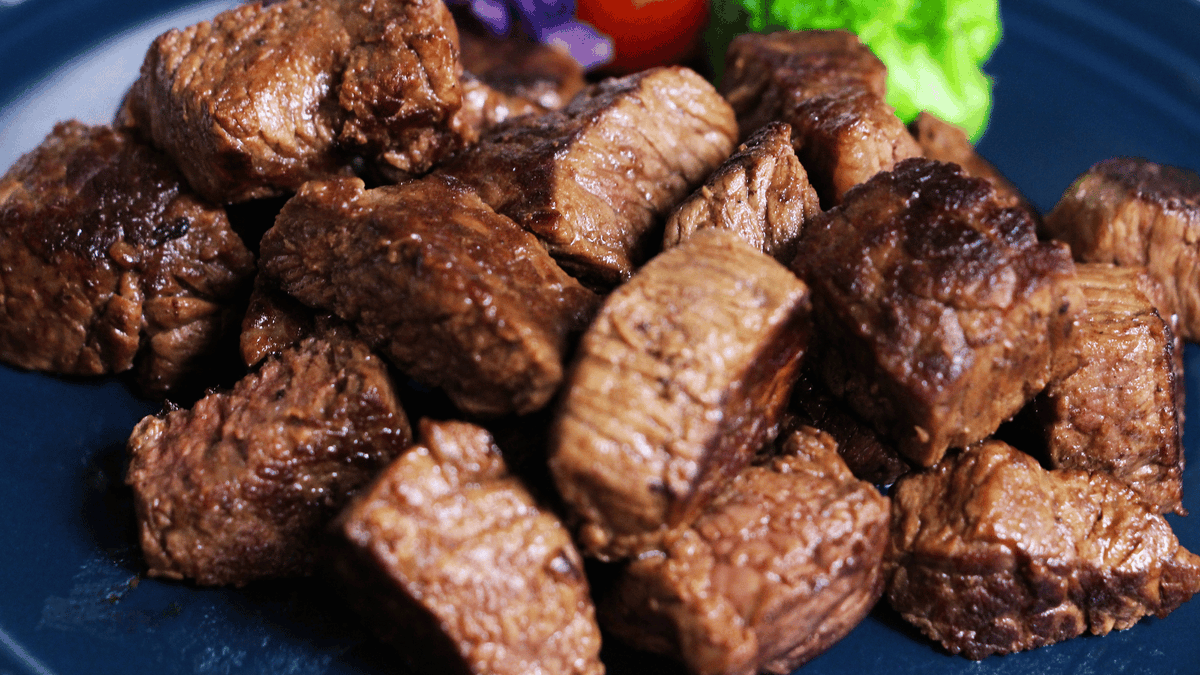 seiniku_azuma's tweet photo. ★商品のご紹介
【～雅（みやび）～ 手ノ子牛モモ肉食べ比べボックス】
税込6,000円
https://t.co/aRHC1cBZBT

手ノ子牛の４種類のモモ肉を���カジュアルに食べ比べできるセット。
かわいらしい小箱の中に、様々な味わいを詰め込んだ一品です。

#商品紹介 #精肉あづま #父の日 #ギフト #限定 https://t.co/wD4nVUSM7q