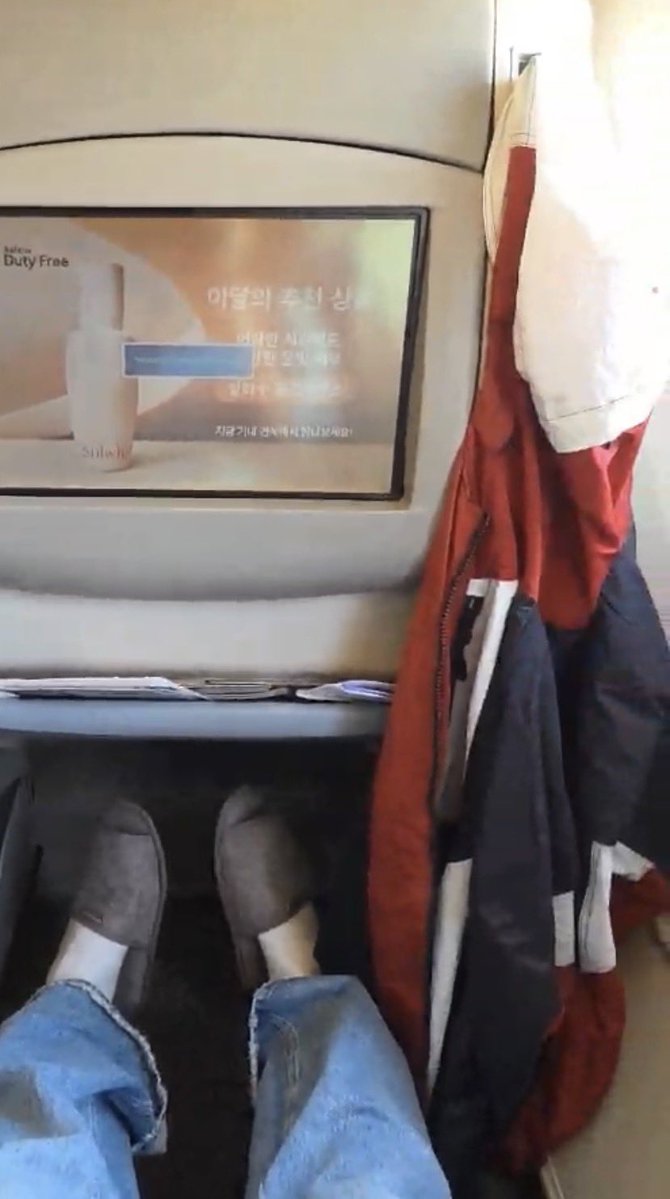 나지구 tweet media