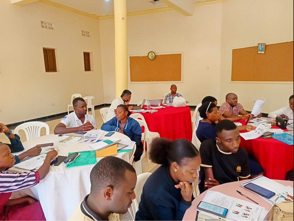 UwezoUganda's tweet photo. Day 2/3 of the pre-pilot for ICAN-ICAR-ICASEL training is continuing today at two district sites of Isingiro (@YfcUganda) and Yumbe (@CCEDUC1). This is still in-keeping with the mission of the pre-pilot exercise being-to test the feasibility of integrating Reading , Numeracy and SEL assessment especially in both the Emergency and Non-Emergency Settings.