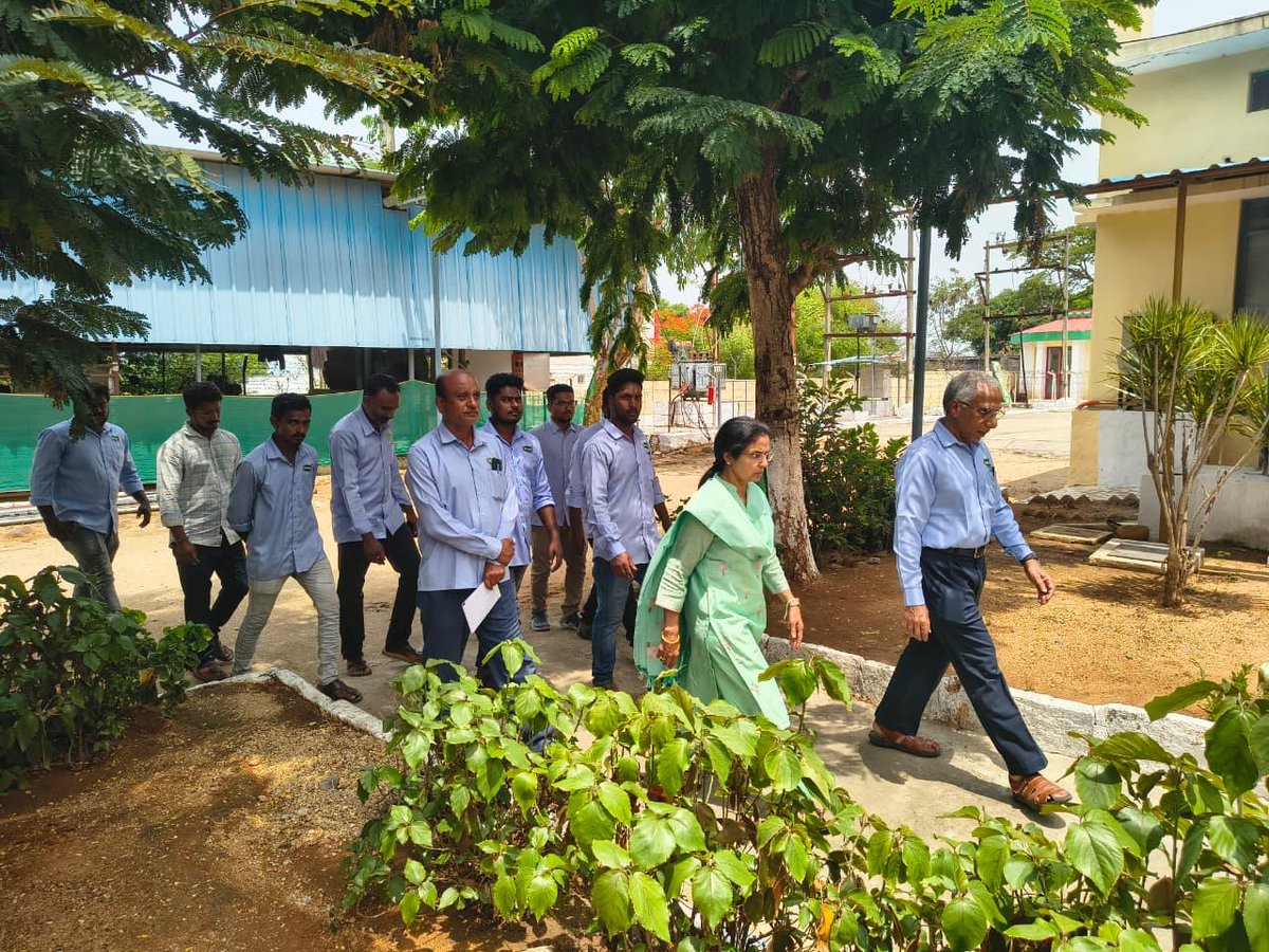 Nara Bhuvaneswari tweet media