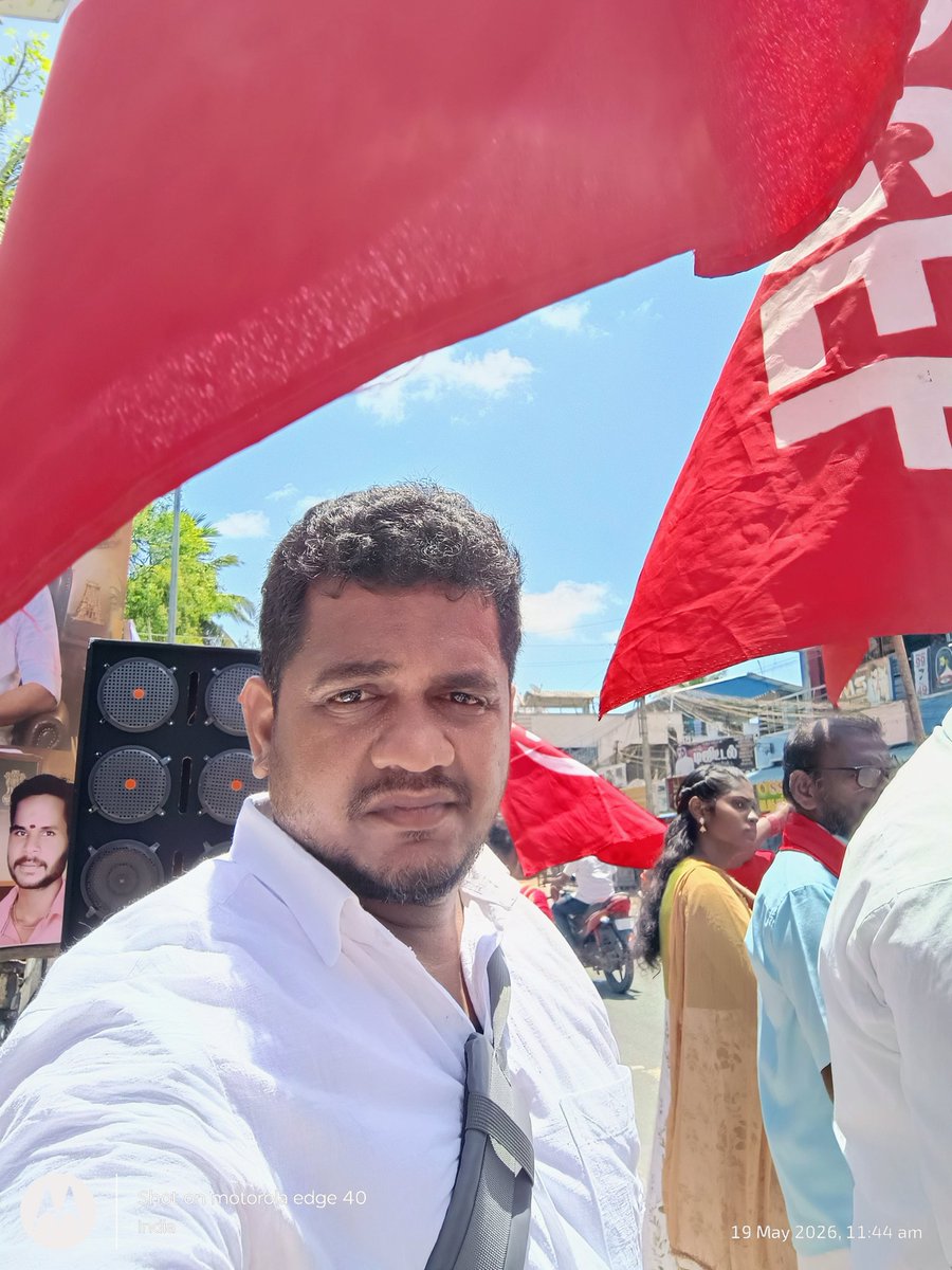 onemevinod's tweet photo. Joined the Communist street corner protest in Thirukadaiyur, TN today. Raising our voices loud and clear against the Central Govt’s overhaul of #MGNREGA. Rural workers deserve financial security, not technological hurdles and budget cuts! 📢🛑
#SaveMGNREGA #CPI #TamilNadu @girishgoaINC @SurajMNHegde @heggade_r @nivedithalva @CMOTamilnadu