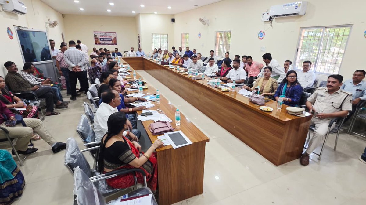 Collector & DM, Balangir tweet media