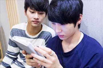 MarinaLeoN3010's tweet photo. #빅스야_이거기억나면_하트
 𝙈𝙄𝙎𝙎...

#VIXX #N #LEO #엔 #레오 ●☆ 
@CHA_NNNNN @JUNGTW_LEO 

#차학연 #정택운
평생지기∞오래가자 🫰🫶🏻🫰#빅스 구공즈 https://t.co/LMT0eklagE