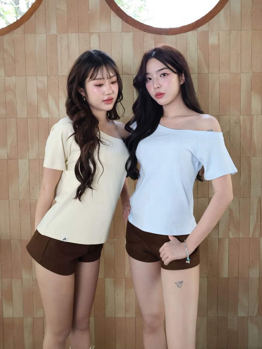 puddingmeet's tweet photo. Jarinya ปาดไหล่แขนสั้น 🍸

𓇼 ใส่ไป 1 ครั้งค่ะ ( มีเข็มกลัดให้นะคะ 🍅 )
𓇼 ราคา 180฿ รวมส่งค่ะ
𓇼 ไซส์ M ( อก 40-44 )
#ส่งต่อเสื้อผ้า #ส่งต่อjarinya #ส่งต่อเสื้อผ้าสาวอวบ #ส่งต่อเสื้อผ้ามือสอง #jarinya #ส่งต่อstylistshop https://t.co/oc0dusFnwS