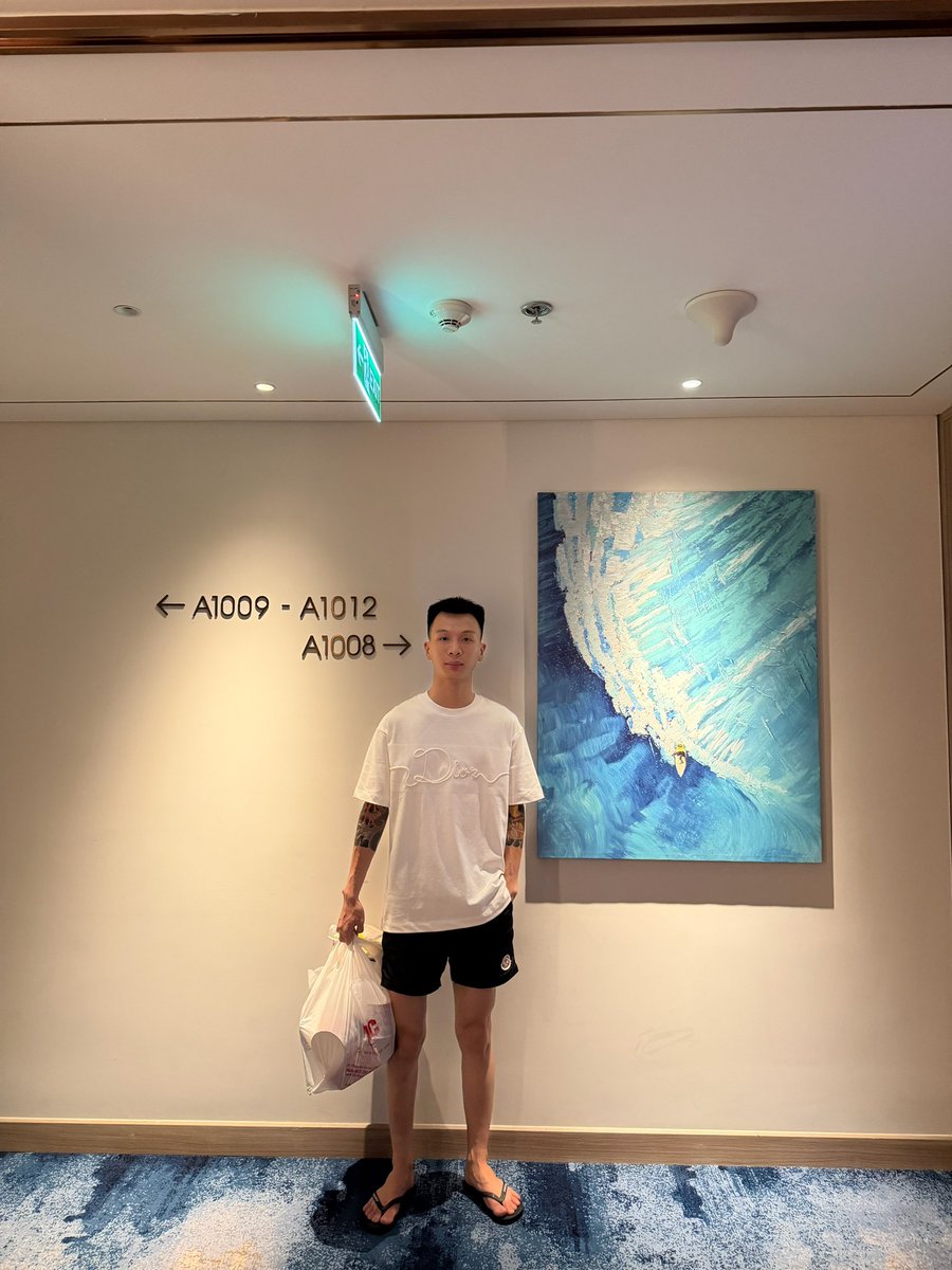 Việt Nguyễn tweet media