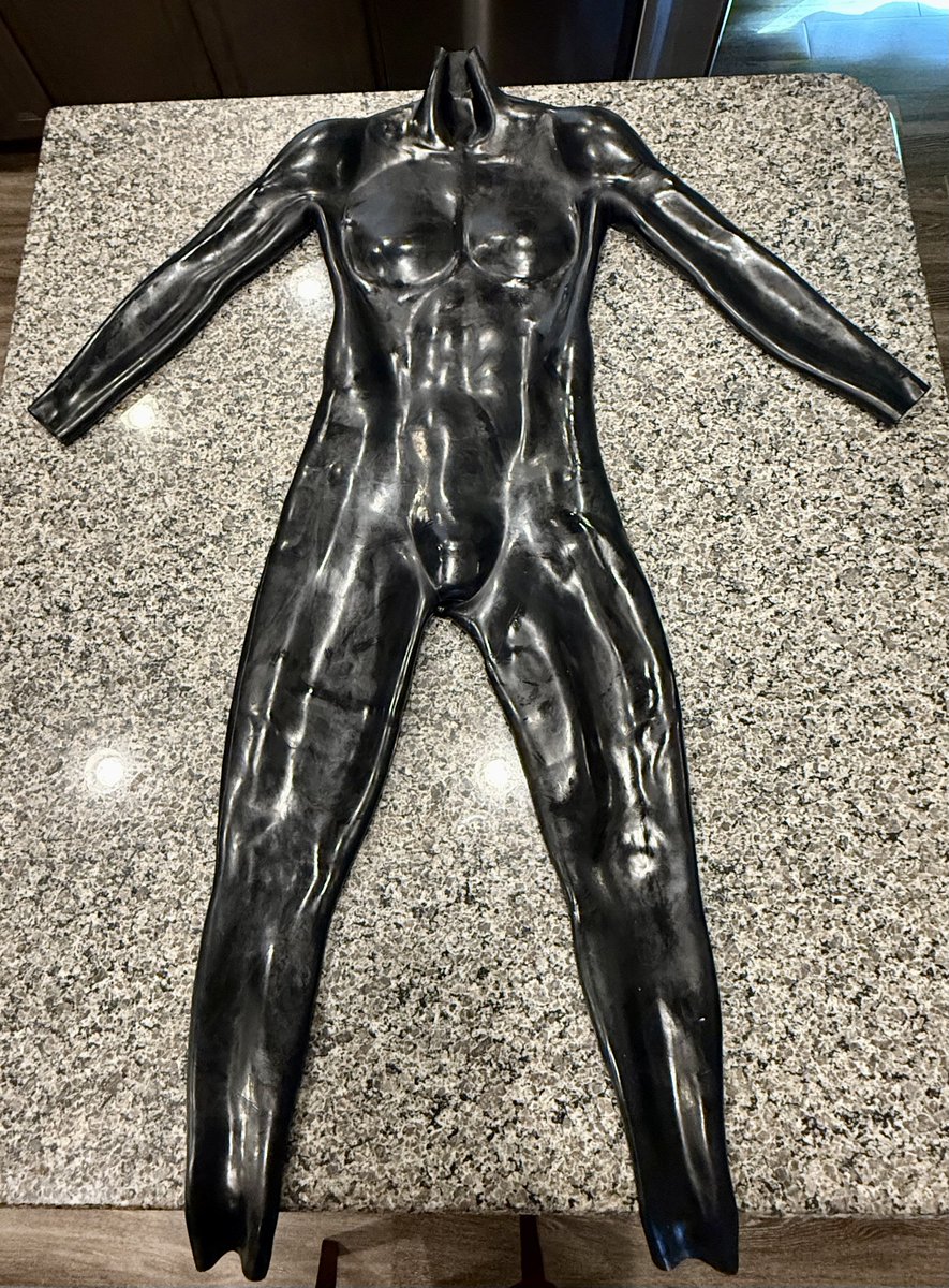 Rated R for Rubber tweet media