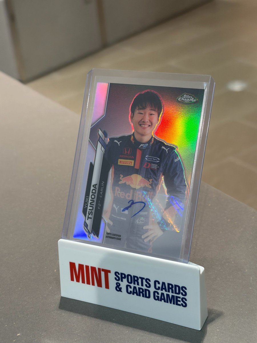 周冠宇　2020 TOPPS フォミュラーF1 ルーキー 直筆サインカード お客様の店内開封にて 2020 TOPPS FORMULA 1 CHROMEより 角田裕毅 選手