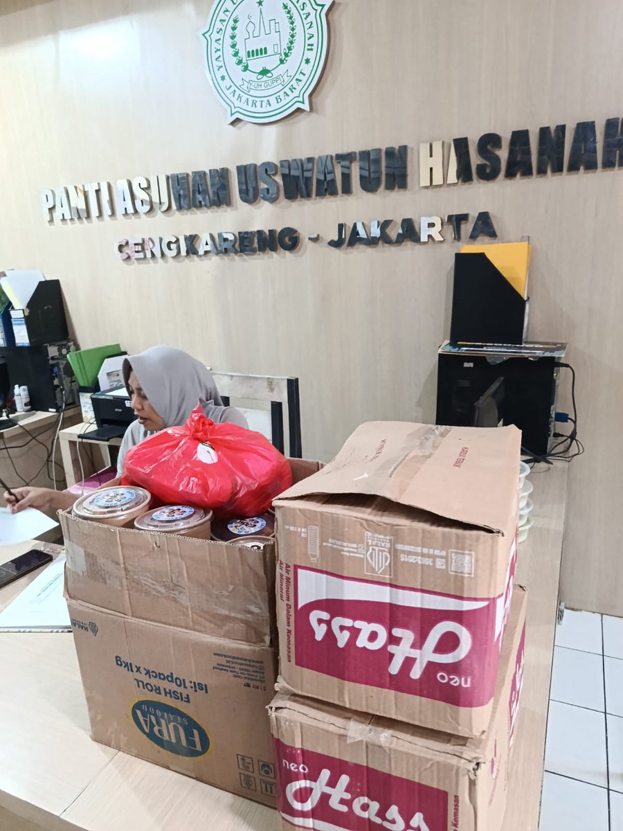 mut🐰open catering, jumat berkah & BTS fanmerch📌 tweet media