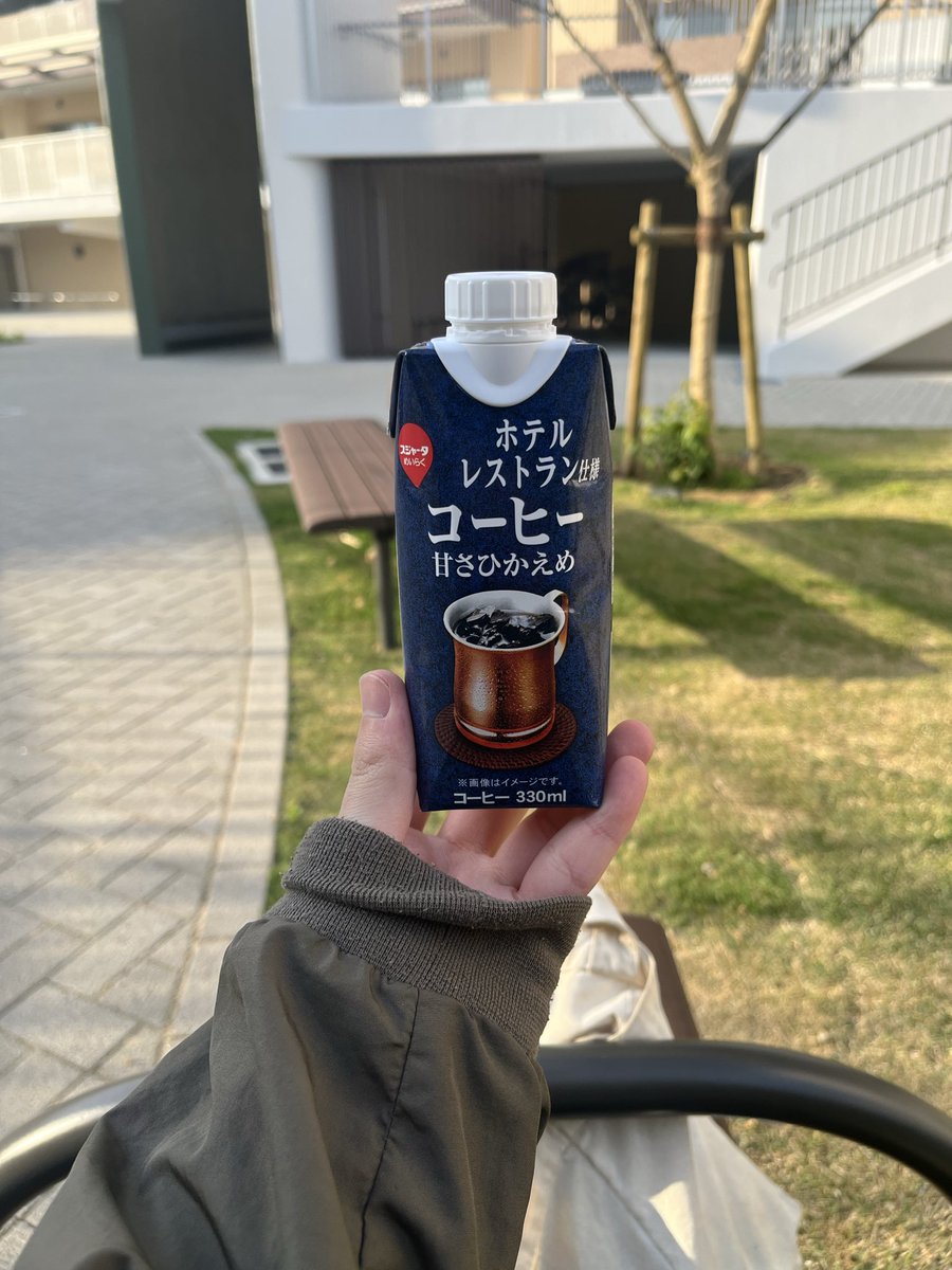 涼 tweet media