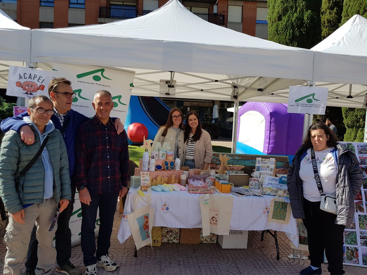 ASOCIACIONFUEN3's tweet photo. III FERIA DEL ASOCIACIONISMO
El pasado sábado, la Asociación Fuensanta volvió a participar por segundo año consecutivo en la III Feria del Asociacionismo de Ciudad Real, organizada por la Concejalía de Participación Ciudadana del Ayuntamiento de Ciudad Real. https://t.co/BUhMRw1KWA