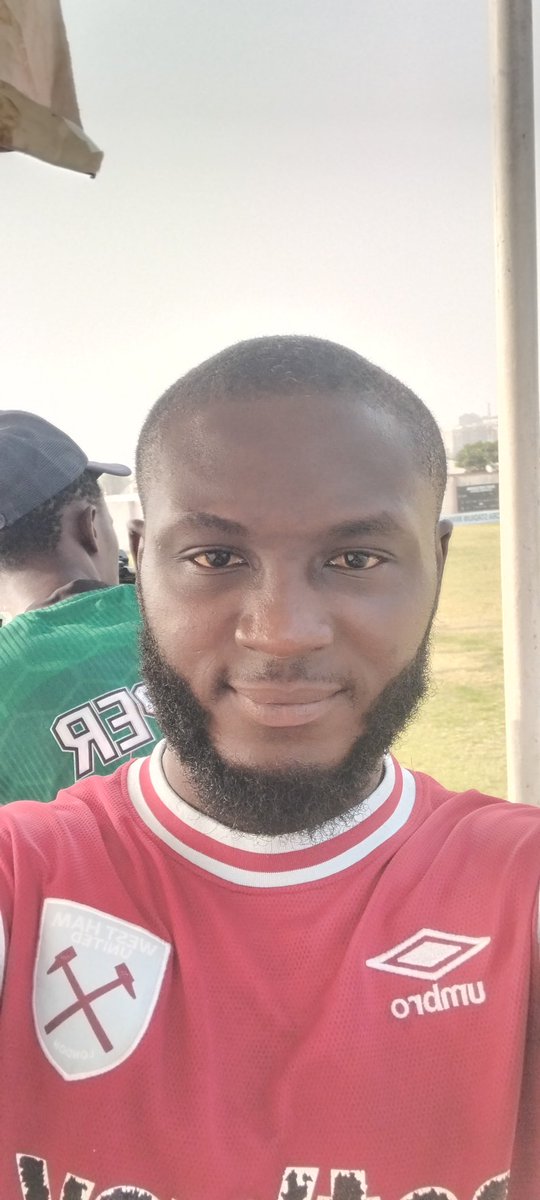 T0BI_JR's tweet photo. @jargobann got my back. I no go fall. https://t.co/ky6un6ti5z