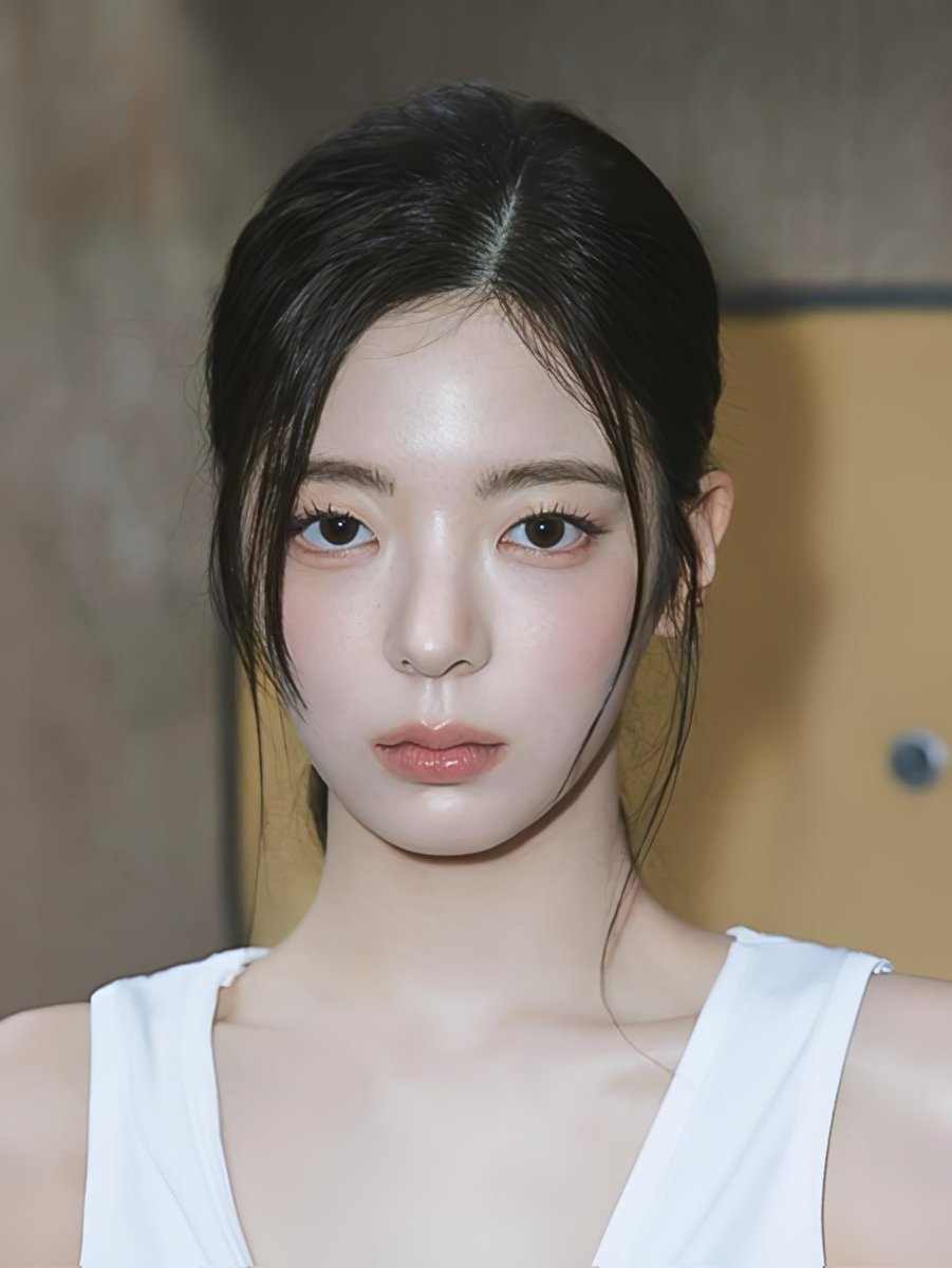 itzy pics tweet media