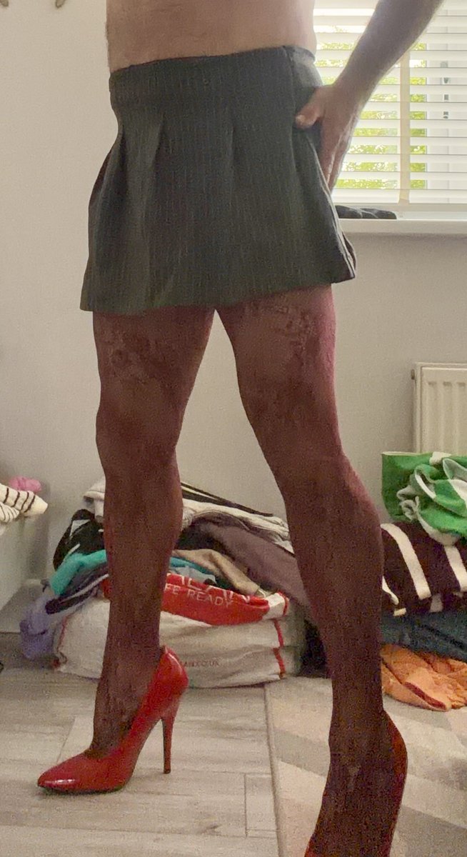 her_nylons2 tweet media
