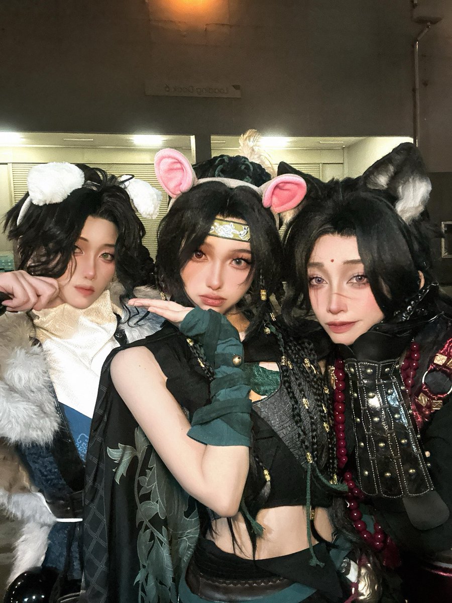 shuijiou's tweet photo. jianghus certified dung kings
NMW @sensical39 
WoH @rewbato 
MB @shuijiou 

#wherewindsmeet #cosplayㅤㅤㅤㅤㅤㅤㅤ https://t.co/8tc0muNGiK
