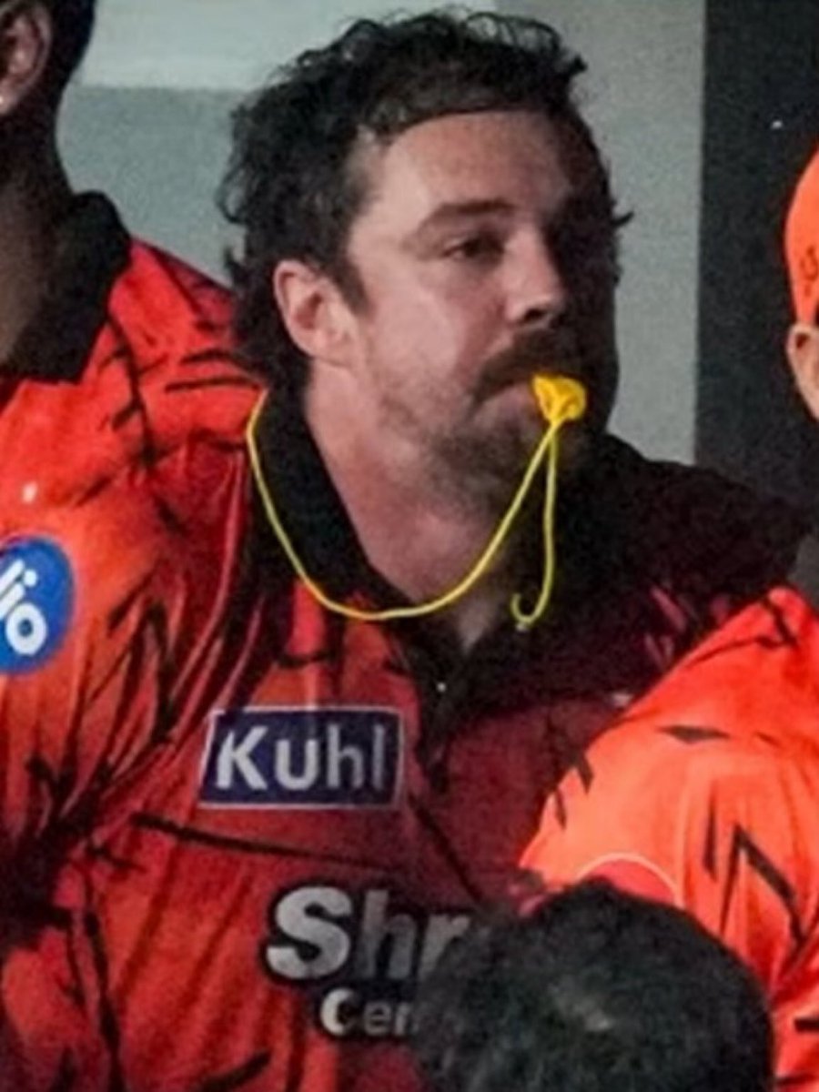 roosomaa's tweet photo. BROO😂😂😂 ragebait core 
@travishead34 

#CSKvsSRH https://t.co/bCczsjP533