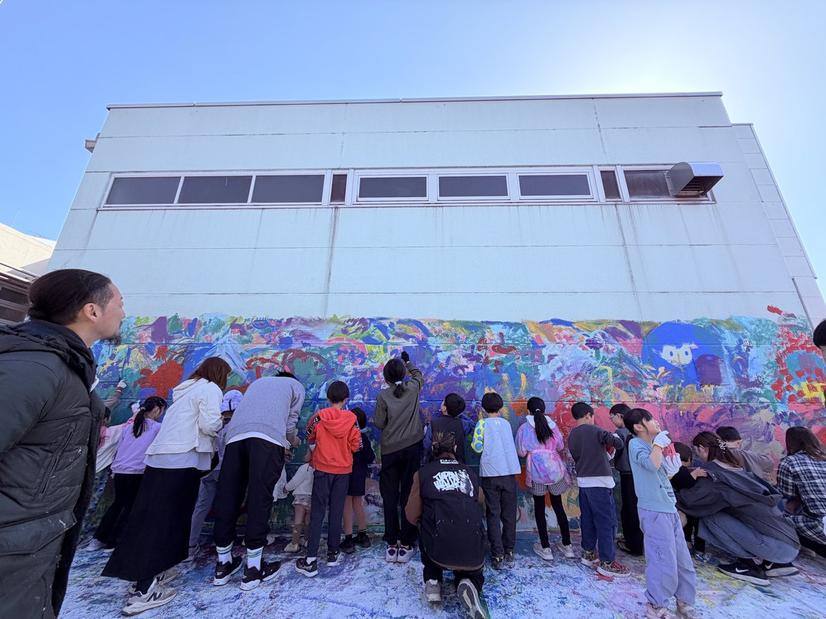 🎨ウォールアート作品展示中🎨 栄消防署と栄公会堂の壁面に横浜