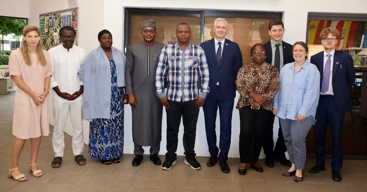 FCDO_FoRB_Envoy's tweet photo. Great to meet with civil society reps including @CRADIhq @IFITTransitions @tearfund @sfcg_ and @CivCenter yesterday. 

Their work on the intersection of FoRB and insecurity is vital to understanding the causes of conflict and developing solutions in 🇳🇬 https://t.co/KjumDfHVHb