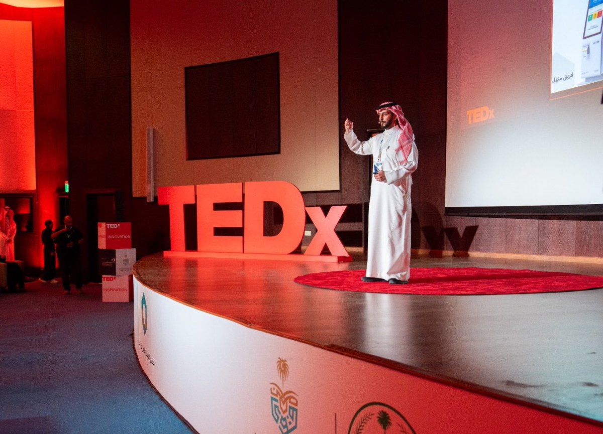 _0rzw's tweet photo. "قبل غرف الطوارئ.. تبدأ الحكاية في الميدان."

هكذا بدأتُ حديثي اليوم على منصة TEDx وأنا أحمل قضية الفرز المبكر… لأن إنقاذ الأرواح في الحشود لا يحتمل التأخير.

فخور بهذه اللحظة، وبكل من جعلها ممكنة.

#TEDx #منتدى_الصحة_والأمن_في_الحج https://t.co/owQdBI0eZt
