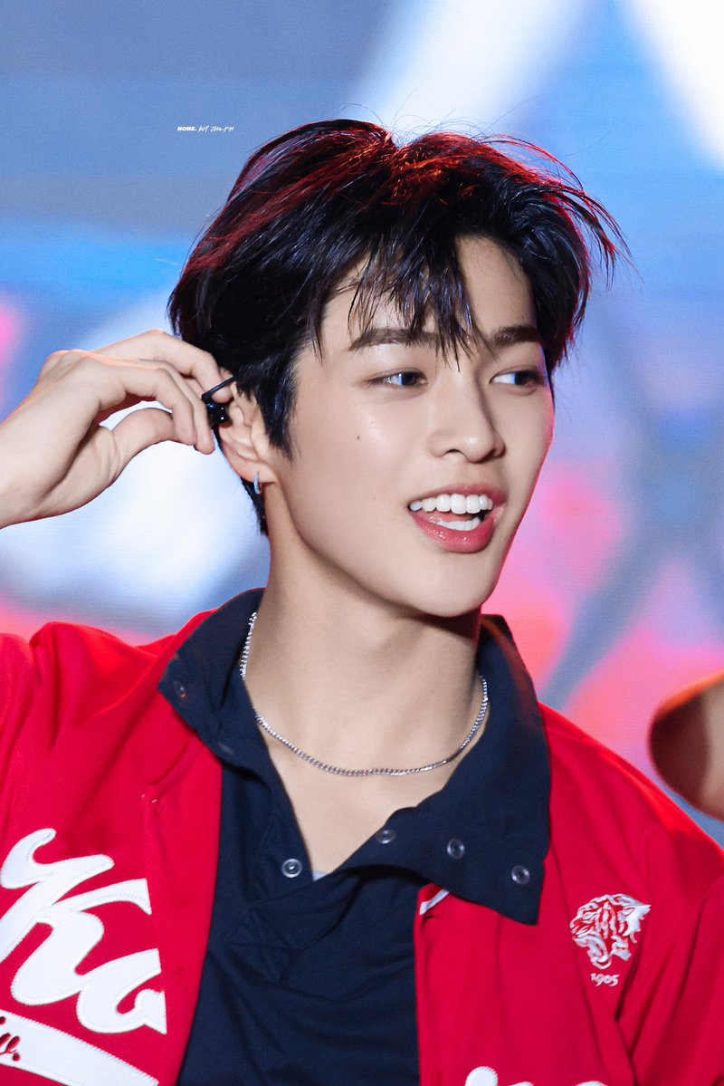 keonho pics tweet media