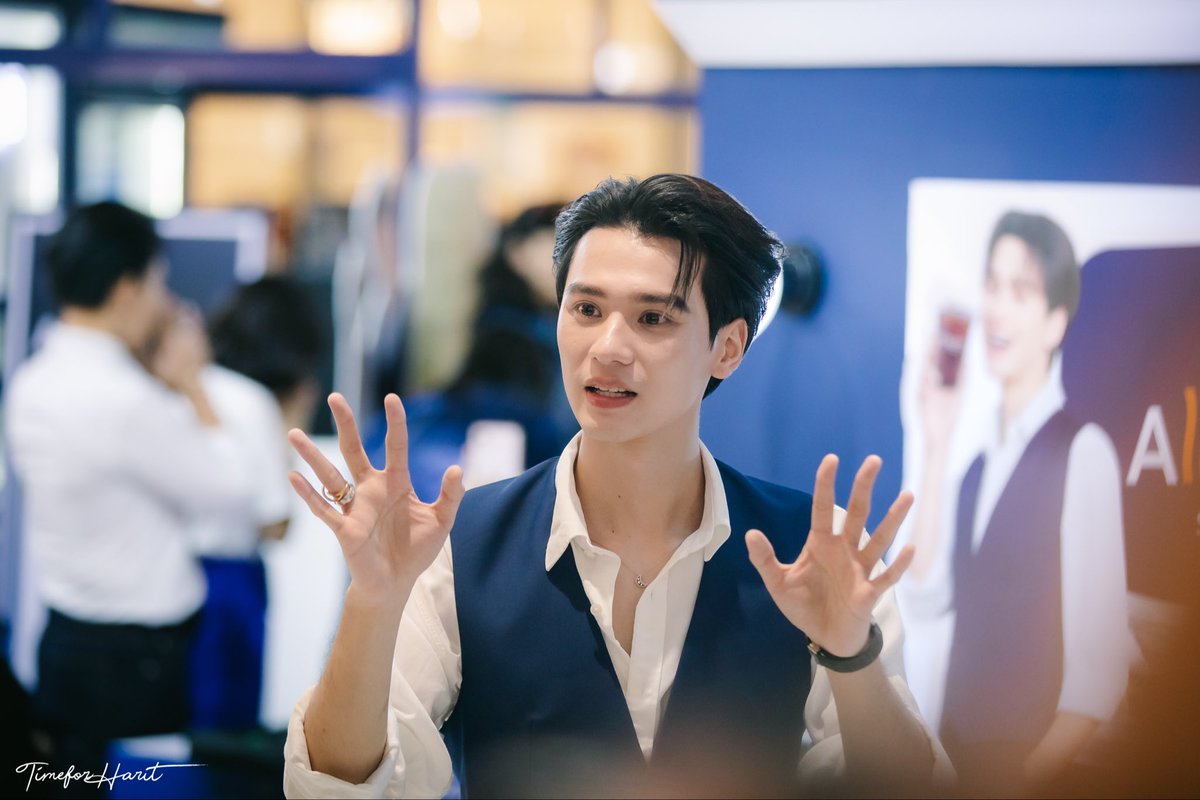 TimeForHarit's tweet photo. เมื่อถูกรักอย่างดีจากหะริด 🥹
ALL SELECT EVERYDAY WITH KENG
#KengHarit
#AllselectxKengharit
#AllSelect711THXKengHarit
#TimeForHarit https://t.co/NpXq60i6CH