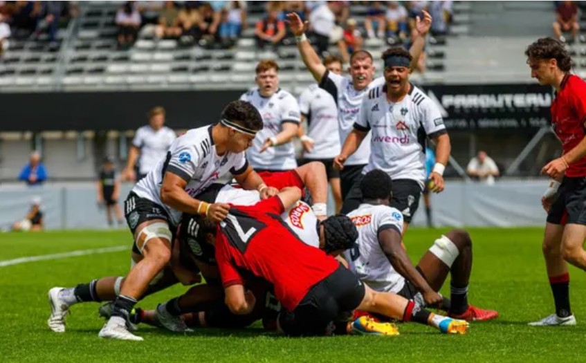 BenjaminPommier's tweet photo. 💣💣 C'est officiel : le quart de finale des Espoirs du CA Brive face au Stade Français diffusé en direct vidéo sur toutes nos plateformes 🔥
https://t.co/ABfqcEsr6y https://t.co/bnII7G8QPF