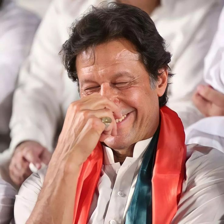Soch_Se_Oper's tweet photo. Never stop believing in freedom. #نکلو_کہ_دیر_نہ_ہو_جائے || @TOP__FLW https://t.co/RlQjpJviQZ