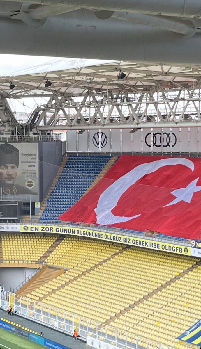 selim tweet media