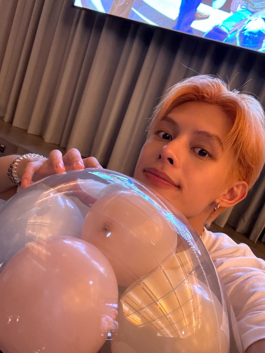 pybonbon's tweet photo. ALWAYS BE WITH JAMES

#OurBelovedJames  
#CORTIS_FOREVER_5  
#JAMES #제임스 https://t.co/X7ESecsfGF
