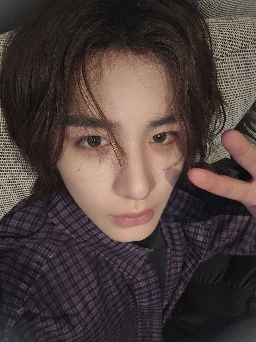 똑하닝 tweet media